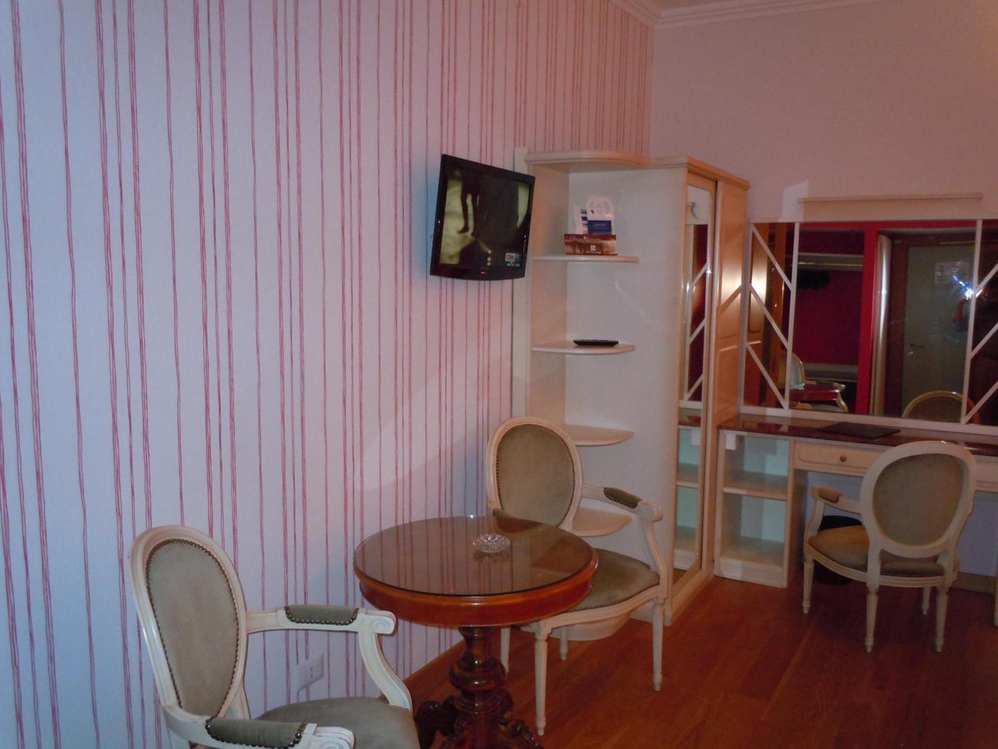 Metropole Suisse Como